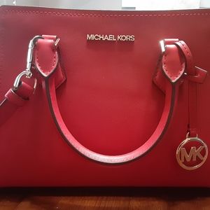 Michael Kors Hope purse - flame red